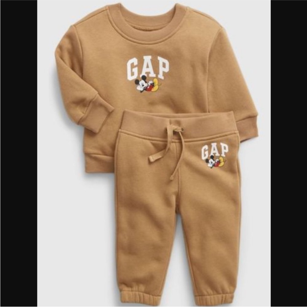 NWT Baby Gap Mickey Set 6-12 mos